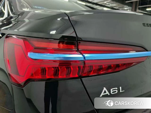 Audi A6L id 4263526 из Китая 11