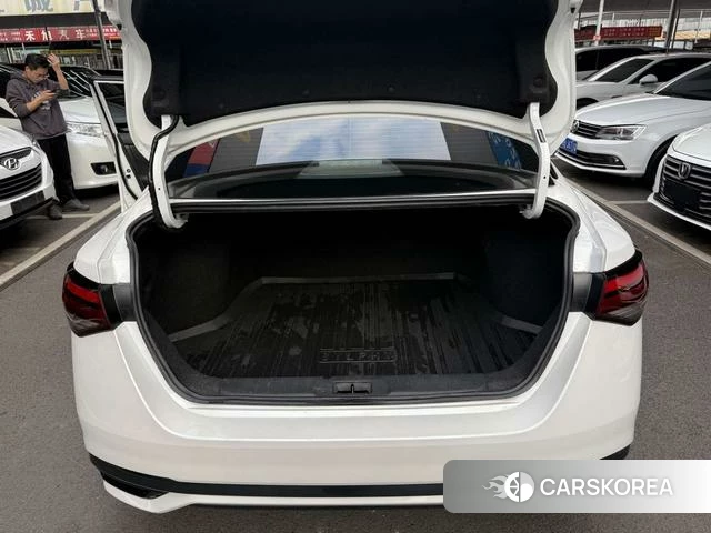 Nissan Xuan Yi id 4276557 из Китая 19