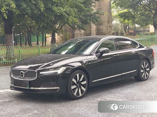 Volvo S90 PHEV 2024 Черный из Китая, фото 4