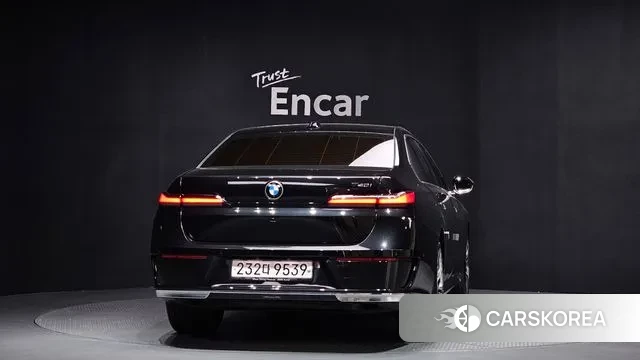 BMW 7 Series (G70) id 3590964 из Кореи 14