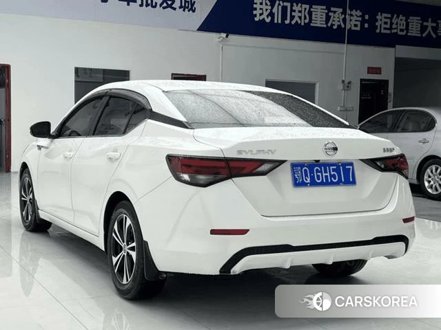 Nissan Xuan Yi 2022 Белый из Китая, фото 4