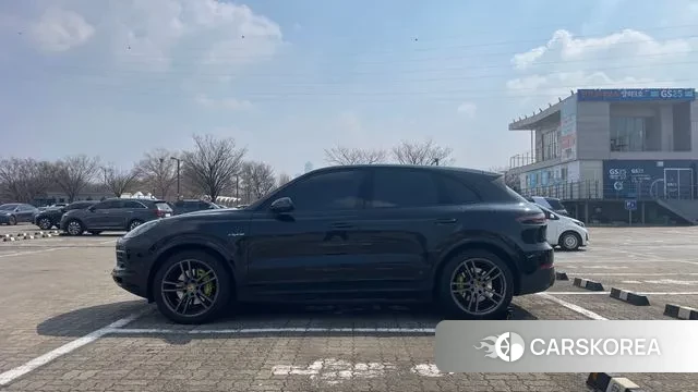 Porsche Cayenne (PO536) id 3760082 из Кореи 10