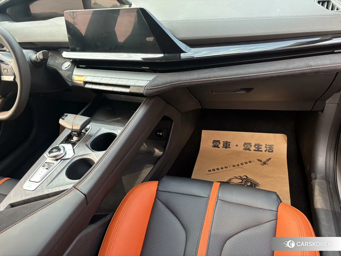 Chang'an UNI-V id 4452544 из Китая 13
