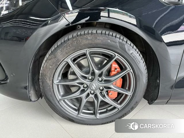 Zhiji Automobile Zhiji LS6 id 4239478 из Китая 10