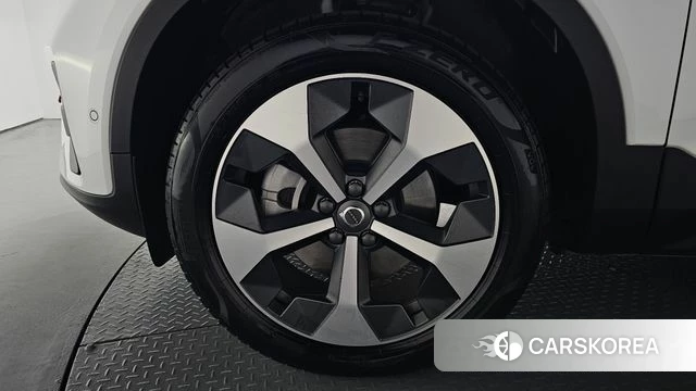 Volvo XC40 id 4474424 из Кореи 29