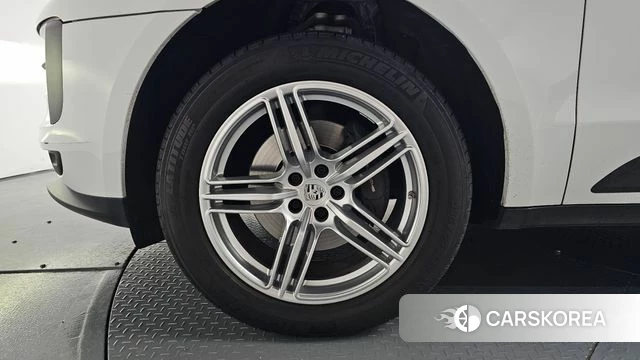 Porsche Macan id 4401942 из Кореи 30