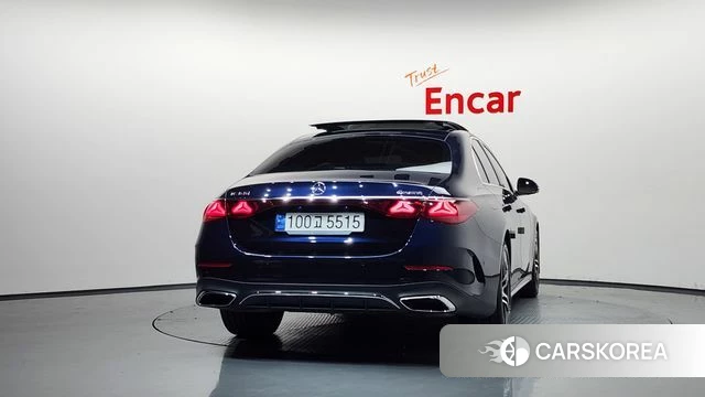 Mercedes-Benz E-Class W214 id 4778541 из Кореи 27