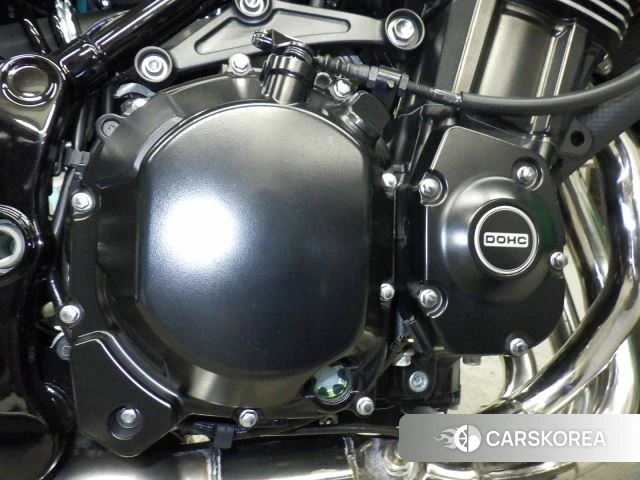 Engine photo