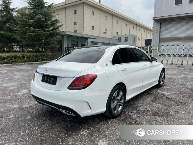 Mercedes-Benz Class C 2021 Белый из Китая, фото 5