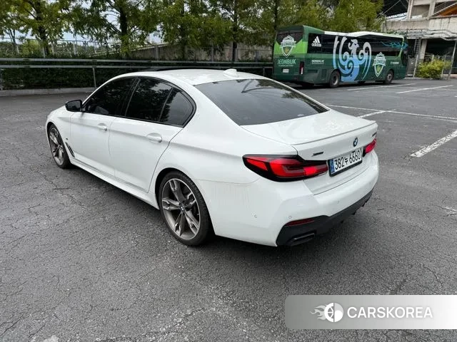 BMW 5 Series (G30) id 3132753 из Кореи 14