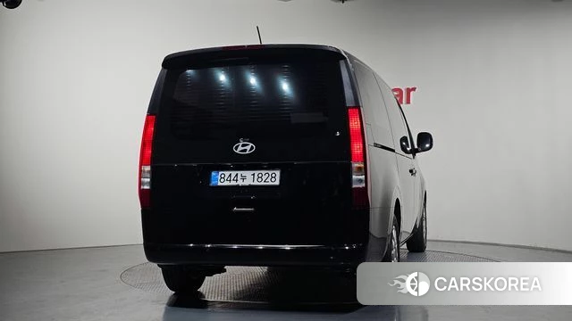 Hyundai Staria id 4016847 из Кореи 14