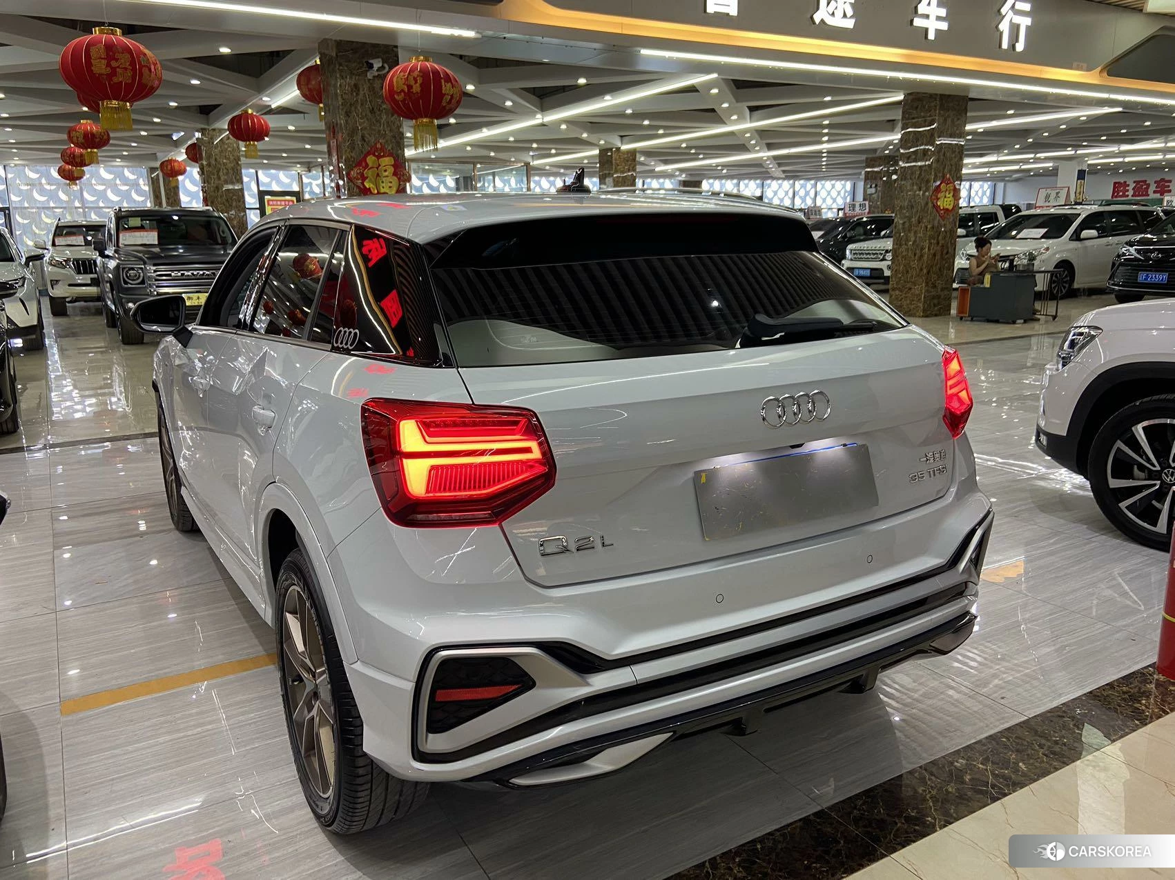 Audi Q2L id 4514744 из Китая 21