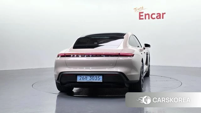 Porsche Taycan id 3842387 из Кореи 14