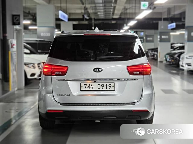 Kia The New Carnival id 4654227 из Кореи 14