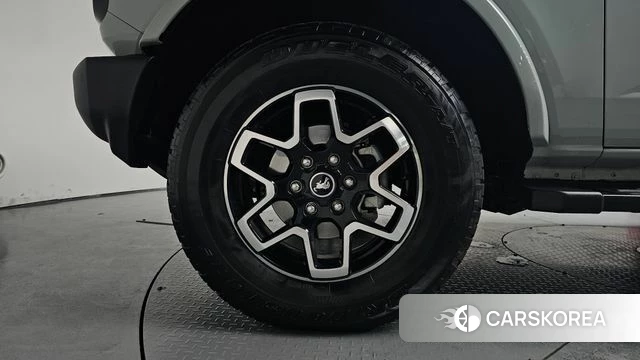 Ford Bronco 6th Generation id 4665550 из Кореи 27