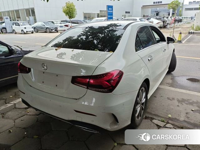 Mercedes-Benz Class A 2021 Белый из Китая, фото 4