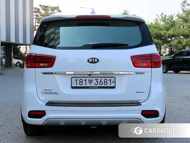 Kia The New Carnival id 4232638 из Кореи 14