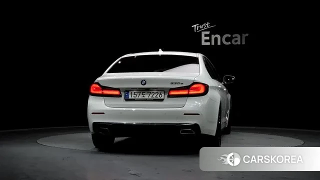 BMW 5 Series (G30) id 3587221 из Кореи 14