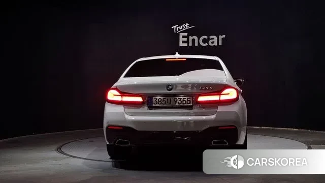 BMW 5 Series (G30) id 3223869 из Кореи 14