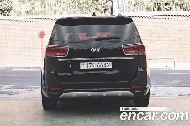 Kia The New Carnival id 2307506 из Кореи 14