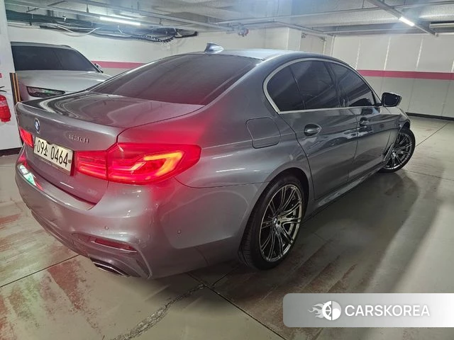 BMW 5 Series (G30) id 3885947 из Кореи 14