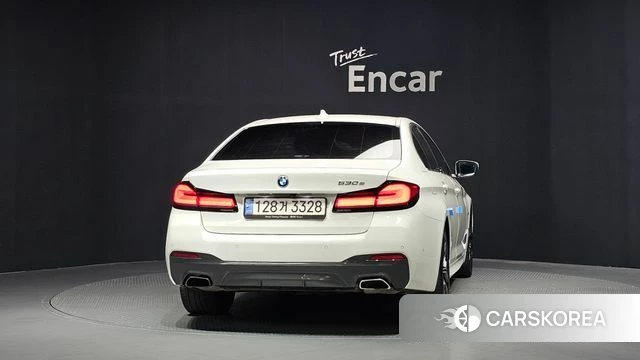 BMW 5 Series (G30) id 4692667 из Кореи 14