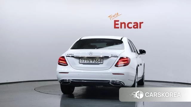 Mercedes-Benz E-Class W213 id 4651824 из Кореи 14