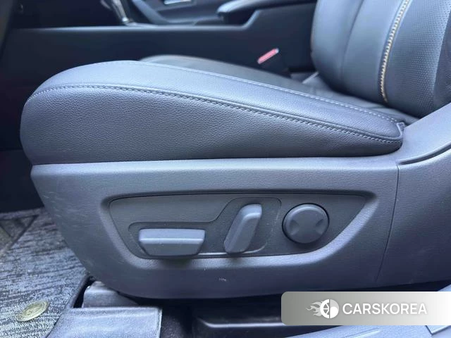Mazda CX-50 line also id 4276483 из Китая 16