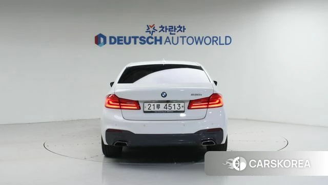 BMW 5 Series (G30) id 3955996 из Кореи 14