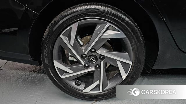 Hyundai The New Avante (CN7) id 4315155 из Кореи 32