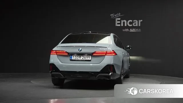 BMW 5 Series (G60) id 3388237 из Кореи 14