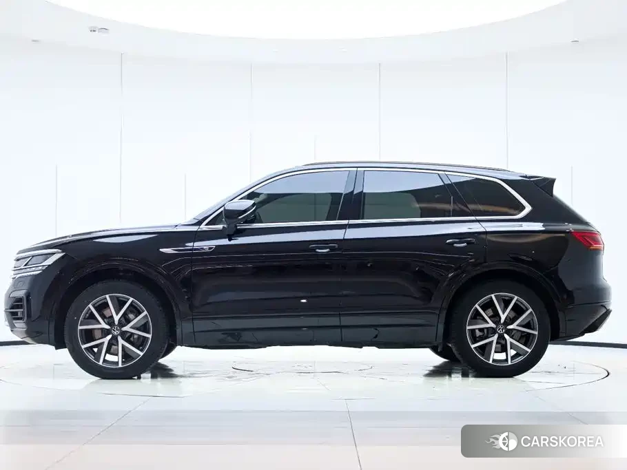 Volkswagen Touareg id 4655030 из Китая 12
