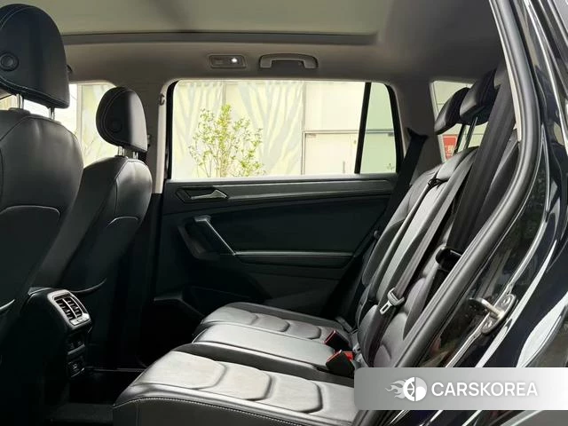 Volkswagen Tiguan L 2020 Черный из Китая, фото 4