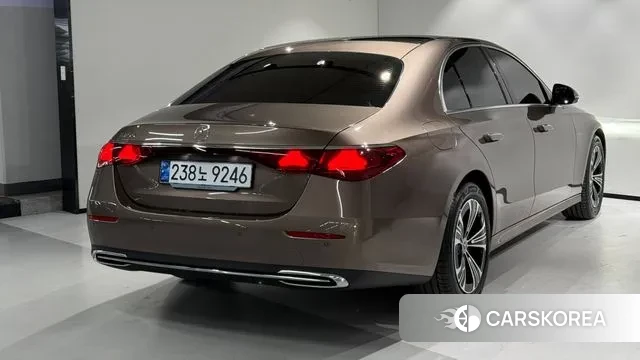 Mercedes-Benz E-Class W214 id 3619744 из Кореи 14