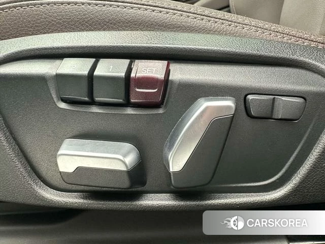 BMW X1 id 4328952 из Китая 11