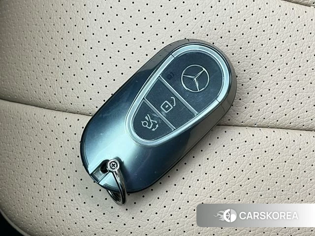 Mercedes-Benz E-class id 4275302 из Китая 22