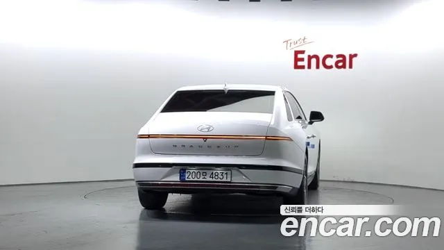 Hyundai Grandeur (GN7) id 2816439 из Кореи 14