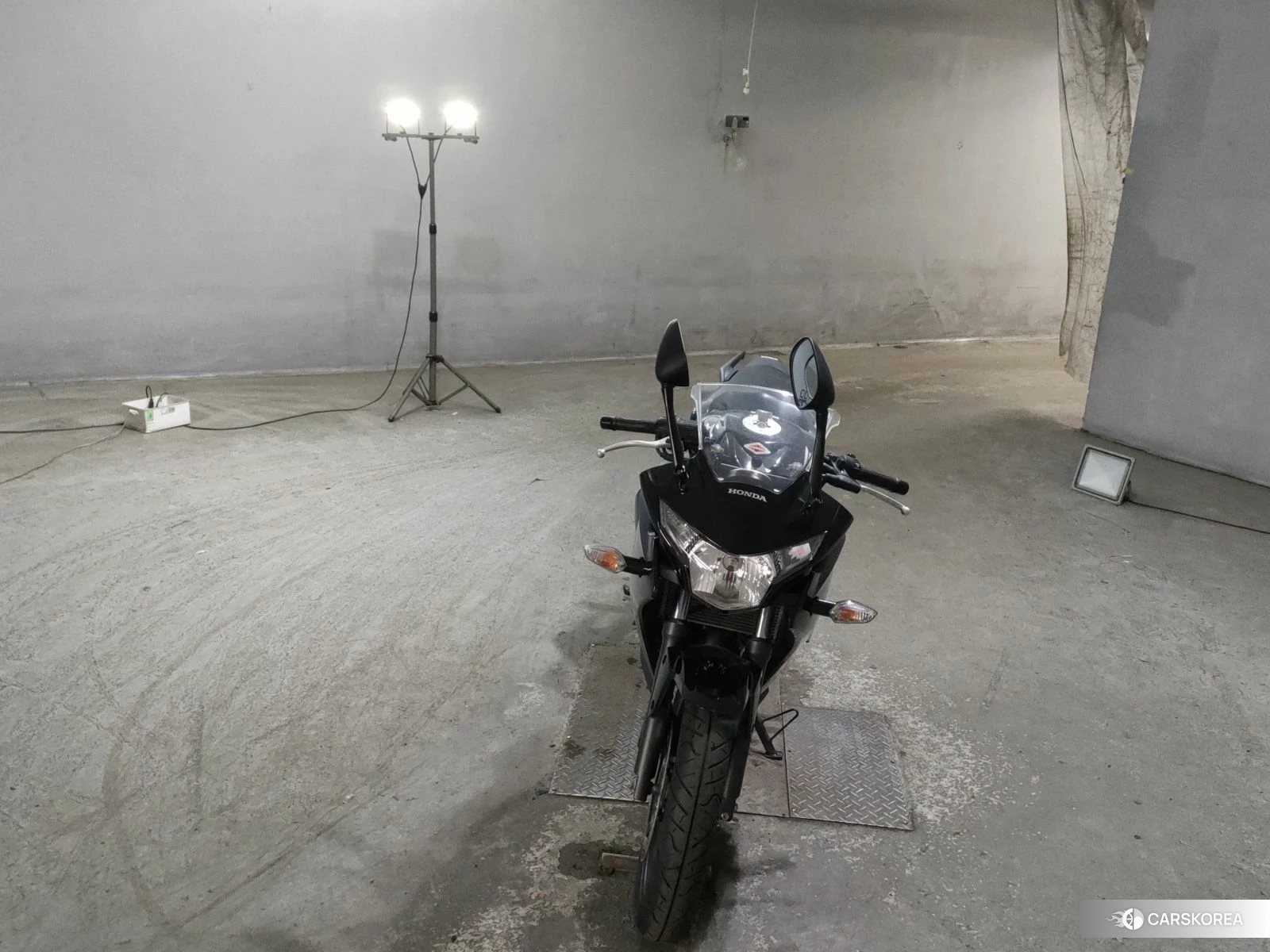 Проданный Honda CBR250R id 3947400 из Японии, фото 4