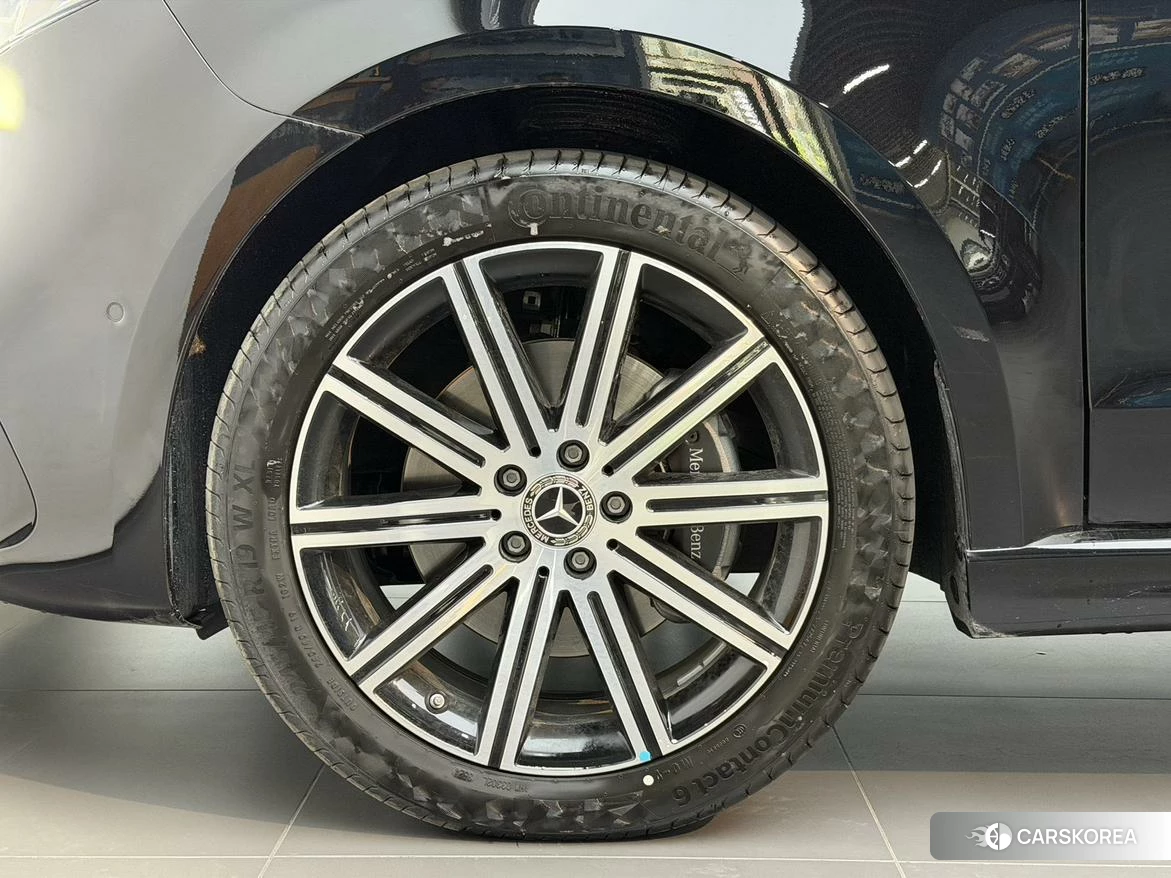 Mercedes-Benz V-class id 4452888 из Китая 14