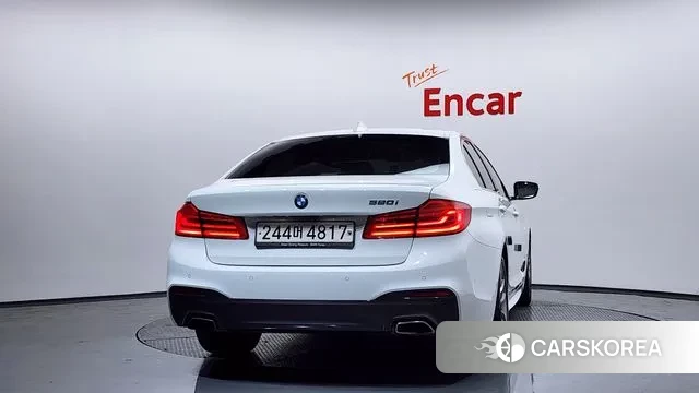 BMW 5 Series (G30) id 3736460 из Кореи 14