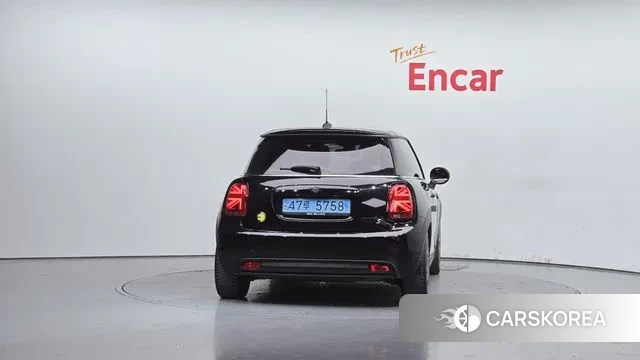 Mini Cooper Electric id 3181061 из Кореи 14