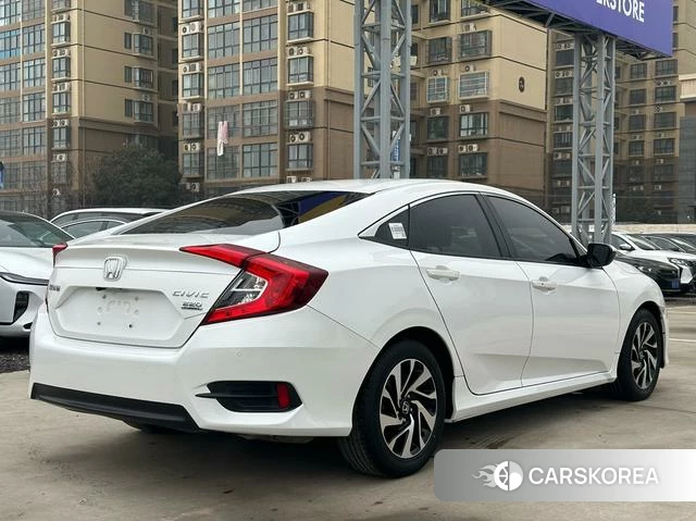 Honda Civic id 4210554 из Китая 9