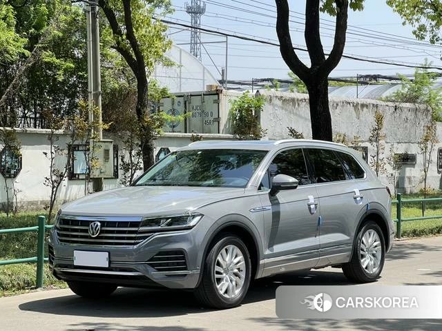 Volkswagen Touareg id 4211570 из Китая 16