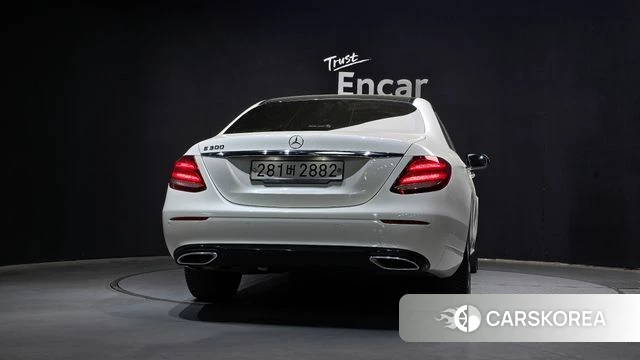 Mercedes-Benz E-Class W213 id 4294329 из Кореи 24