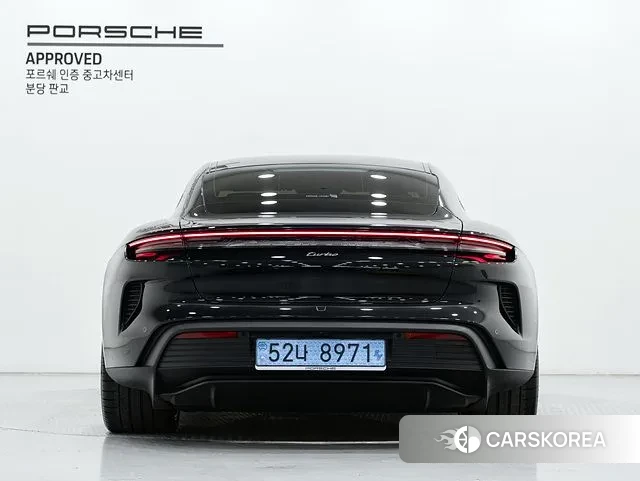 Porsche Taycan id 3571299 из Кореи 14