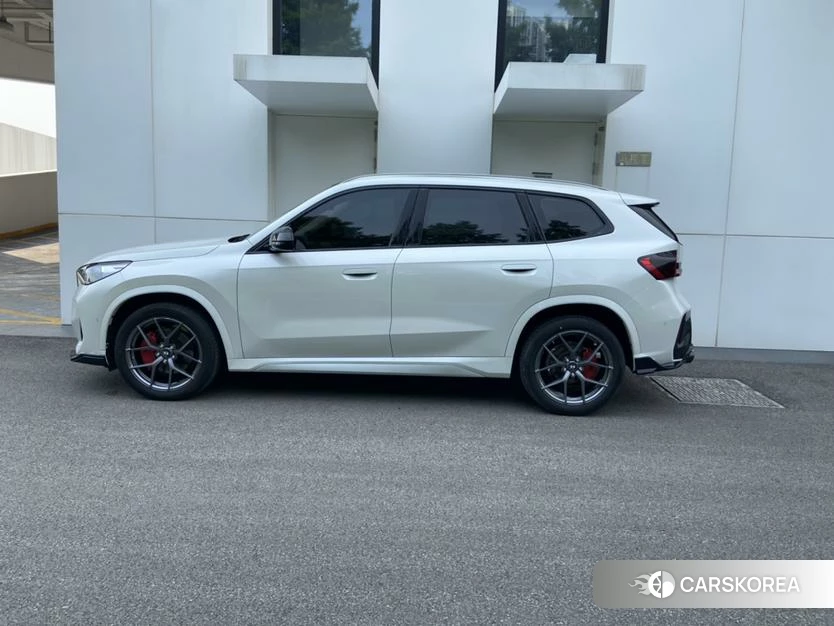 BMW X1 2023 Белый из Китая, фото 4