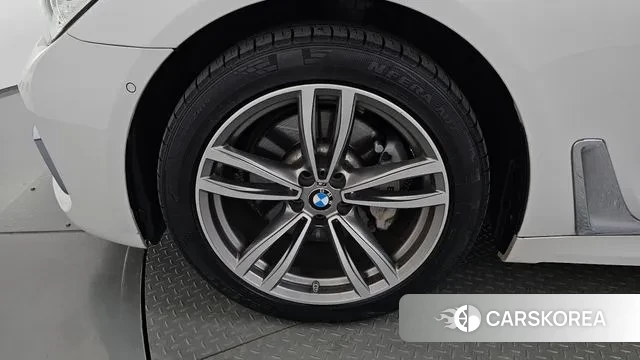 BMW 7 Series (G11) id 3574296 из Кореи 14