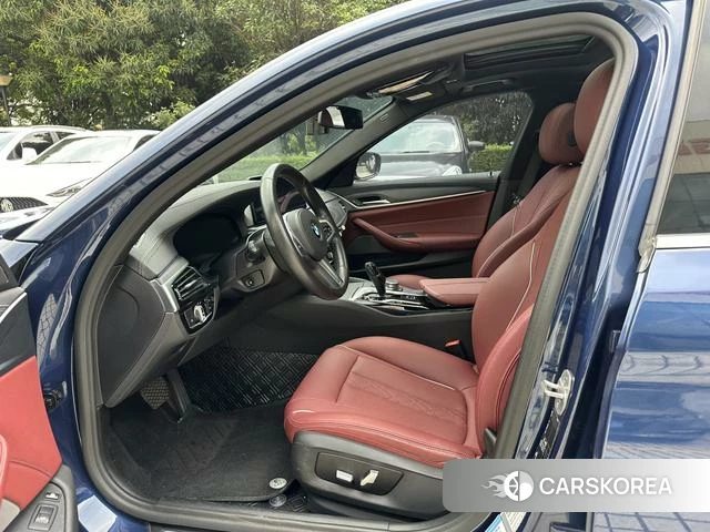 BMW 5 series PHEV 2020 Синий из Китая, фото 4