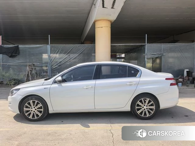 Peugeot 408 2018 Белый из Китая, фото 5