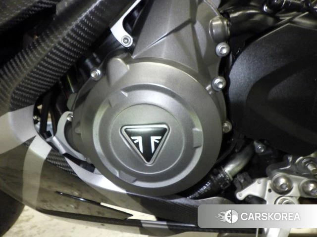 Engine photo